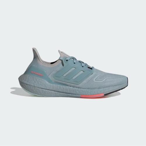 حذاء الترا بوست adidas