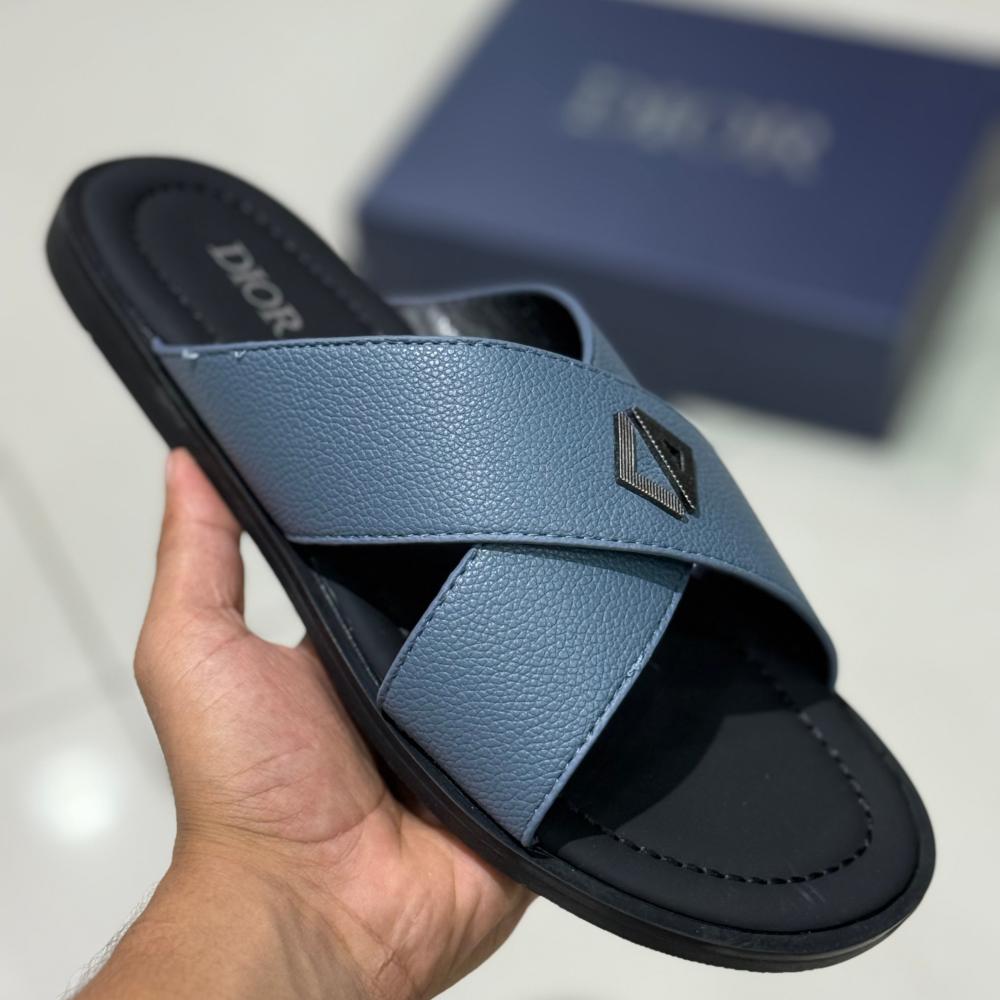 صنادلDior