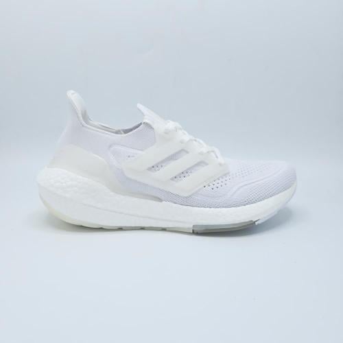 حذاء الترا بوست adidas