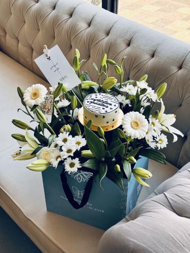 Vase flowers
