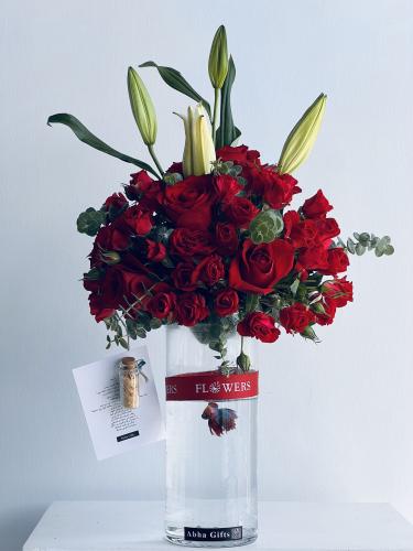 Vase flowers & fish