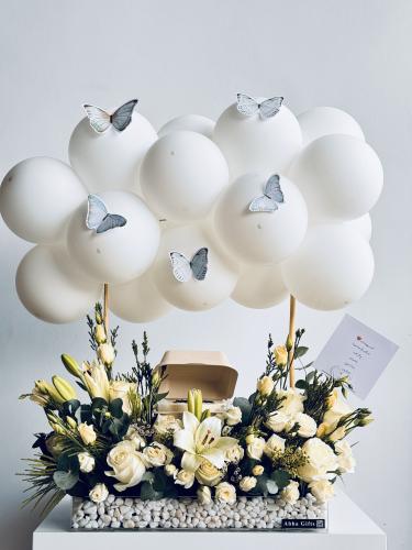 Flowers & cake