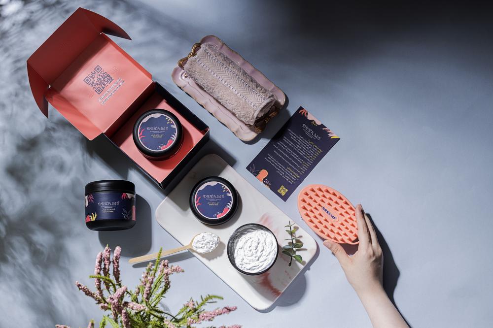 كثرة منتجات البشرة: هل حقًا تحتاجينها؟