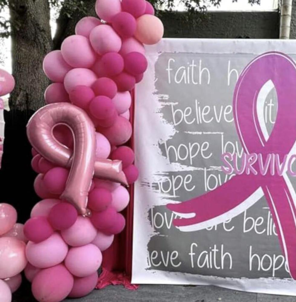 بالون شعار سرطان الثدي