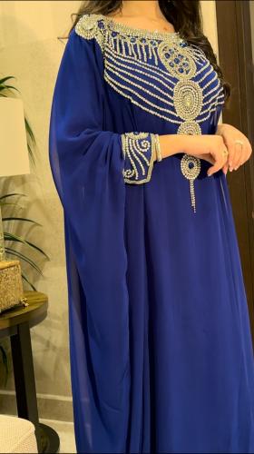 جلابيه بالكرستال الفاااخر بالاون النيلي