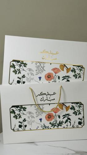 توزيعات "الورد" للعيد
