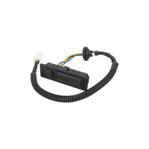 سويتش فتح باب شنطه باثفندر 2013-2021 اصلي