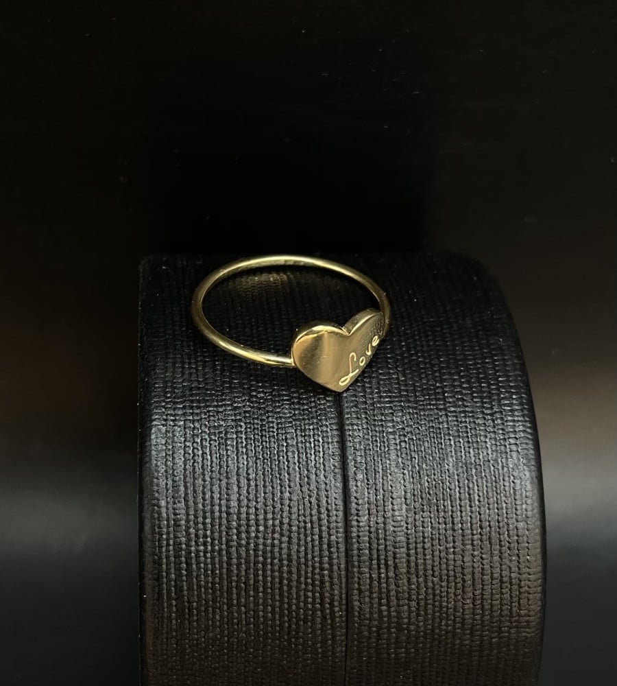 P.C. Chandra Jewellers 18kt(750) BIS Hallmark Yellow Gold Shree Ganesh with  Diamond Ring for Women - 1.5 Grams : Amazon.in: Fashion