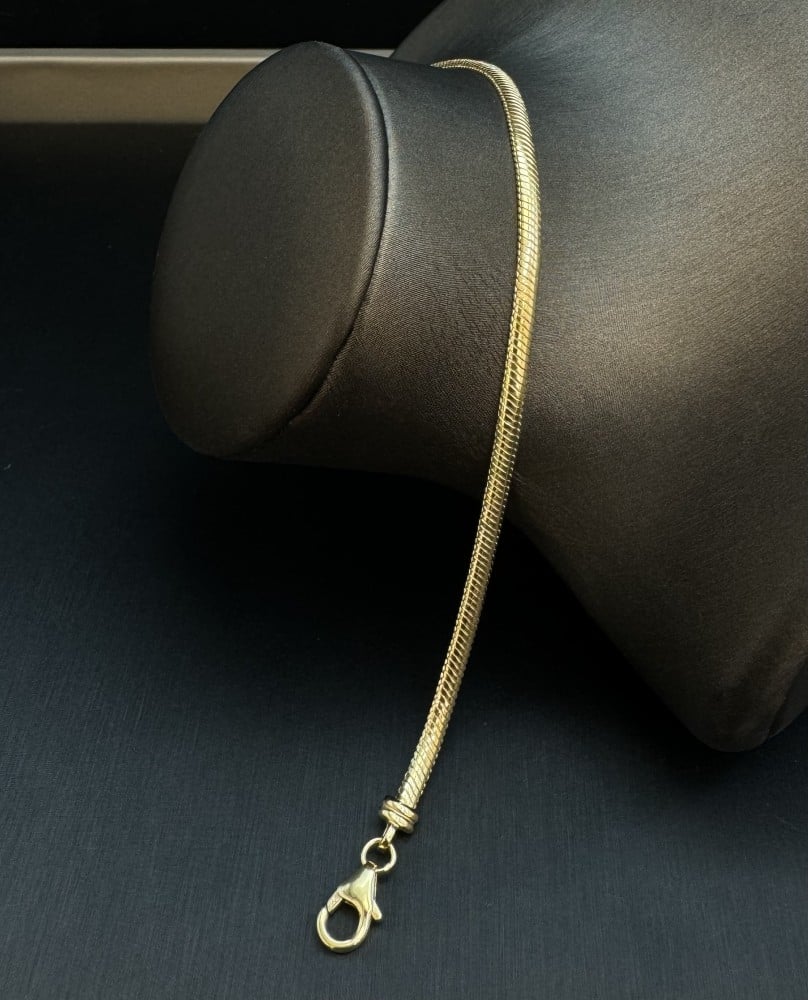 Gold bracelet 18k. 19 cm long. W 5.1 g. - Shatha Salil for jewelry