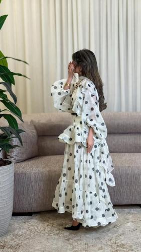 بدلة مكونة من قطعتين
