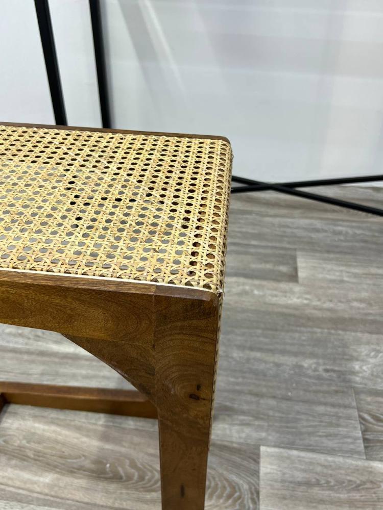 طاوله خدمه خشب مع راتان