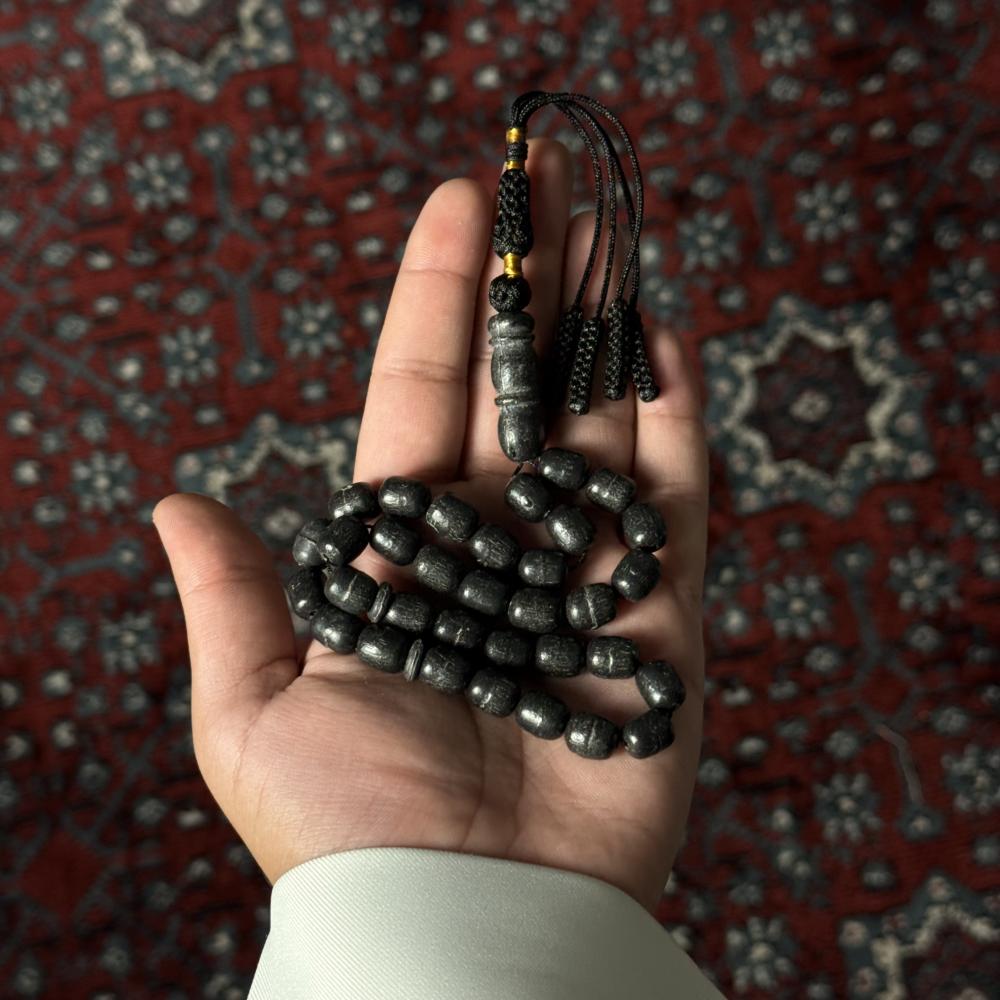 مسباح عنبر كبد الحوت