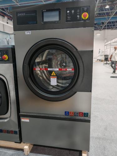 نشافة ملابس OASIS  كهرب 15 كيلو HG300DQ