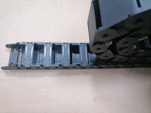 جنزير بلاستيك TP 18 ×37  JORDY