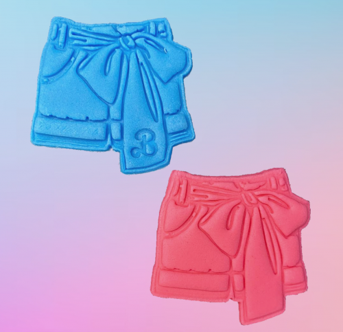 قطاعة و ختم شورت باربي