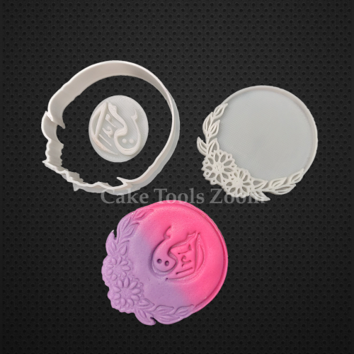 قطاعة مع ورد و ختم كلمة امي