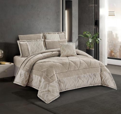 مفرش مخمل شتوي مورا مزدوج 7 قطع