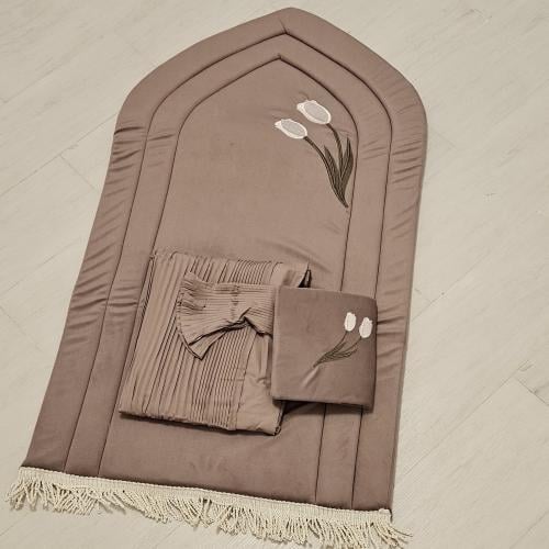 طقم سجاد صلاة توليب