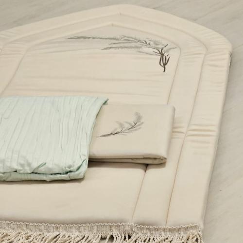 طقم صلاة لافندر