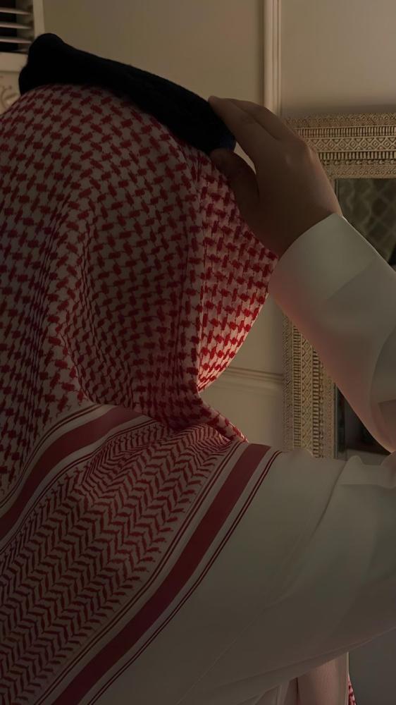 10 معايير أساسية لاختيار أفضل متجر لبيع الأشمغة