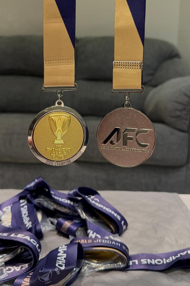 ميدالية الاهلي بطل كأس اسيا النخبة 2025