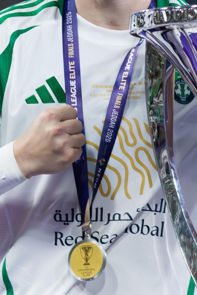 ميدالية الاهلي بطل كأس اسيا النخبة 2025