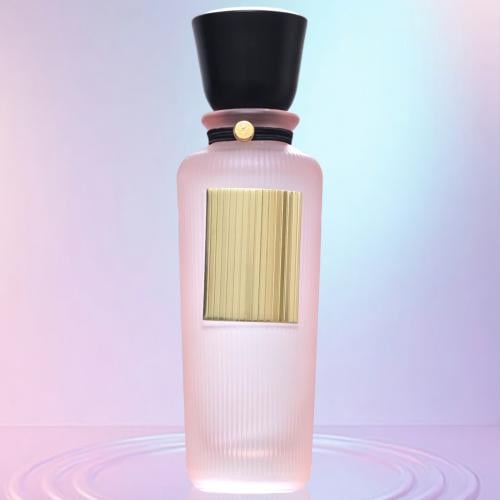 عطر كلاسك ( 25مل ) عطر نسائي الحجم: 25مل الجنس: نس...