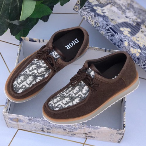 كاجوال Dior