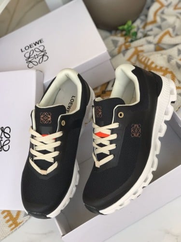 كاجوال LOEWE