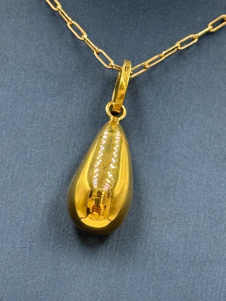 سلسال بوتيغا ذهب