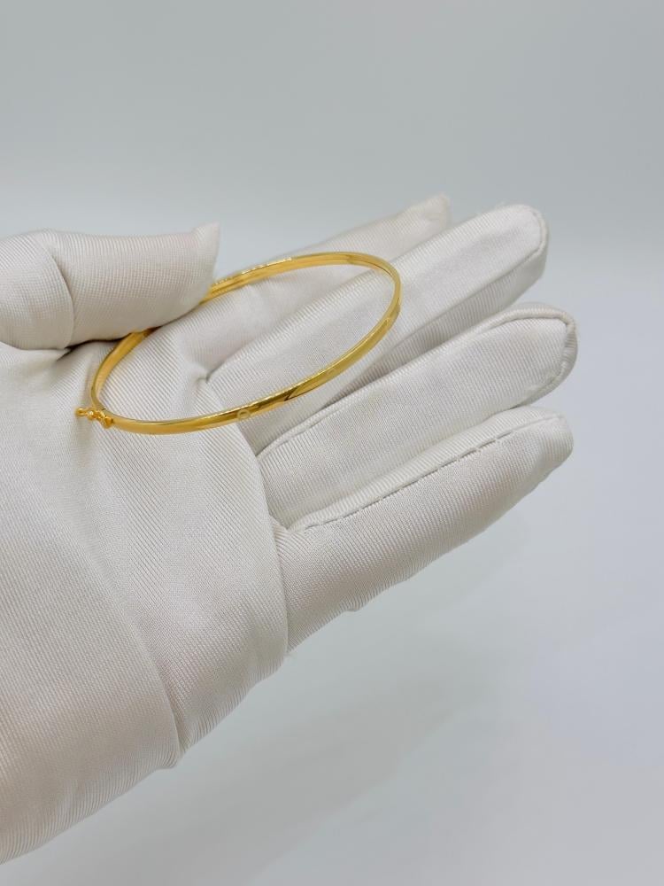 اسوارة تصميم عالمي ذهب عيار 18