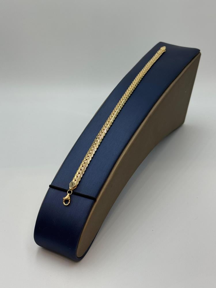 اسوارة ثعبان عيار 18