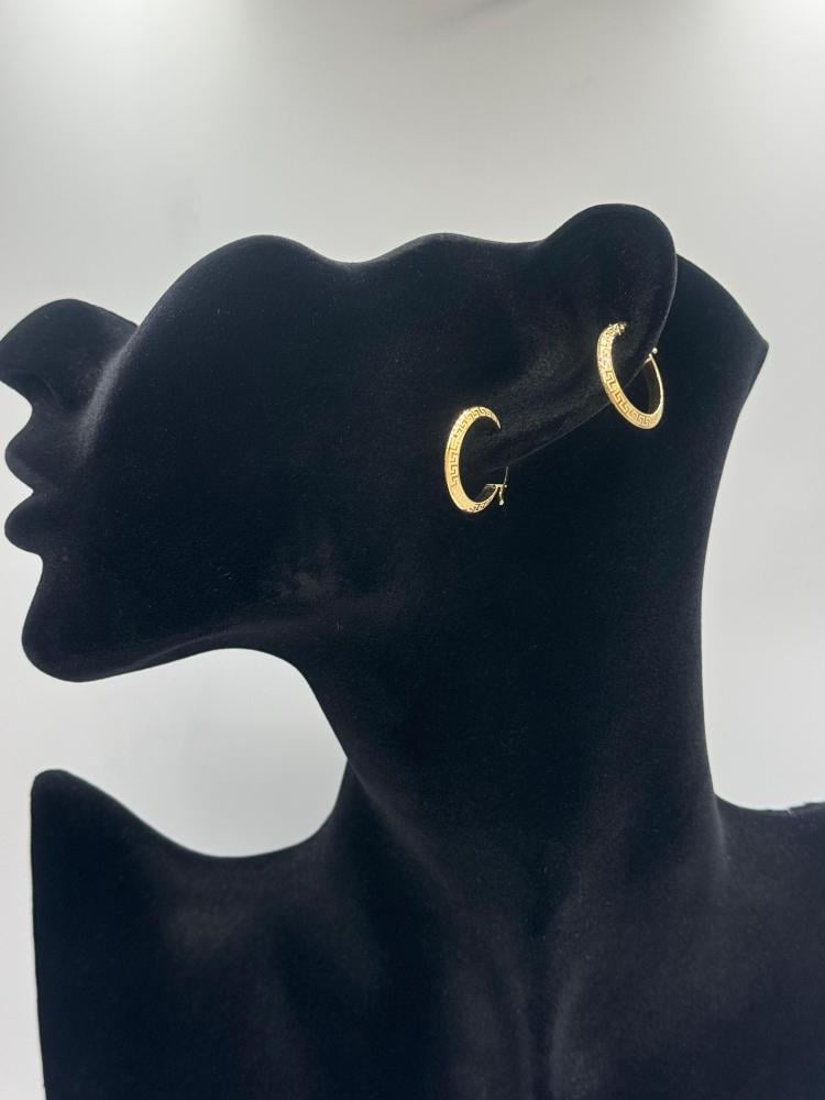 حلق ذهب منقوش عيار 18 - مجوهرات قصر المدينة للذهب - الدمام