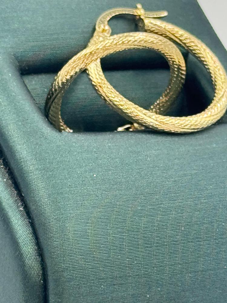 حلق ذهب عيار 18 مجدولة - مجوهرات قصر المدينة للذهب - الدمام