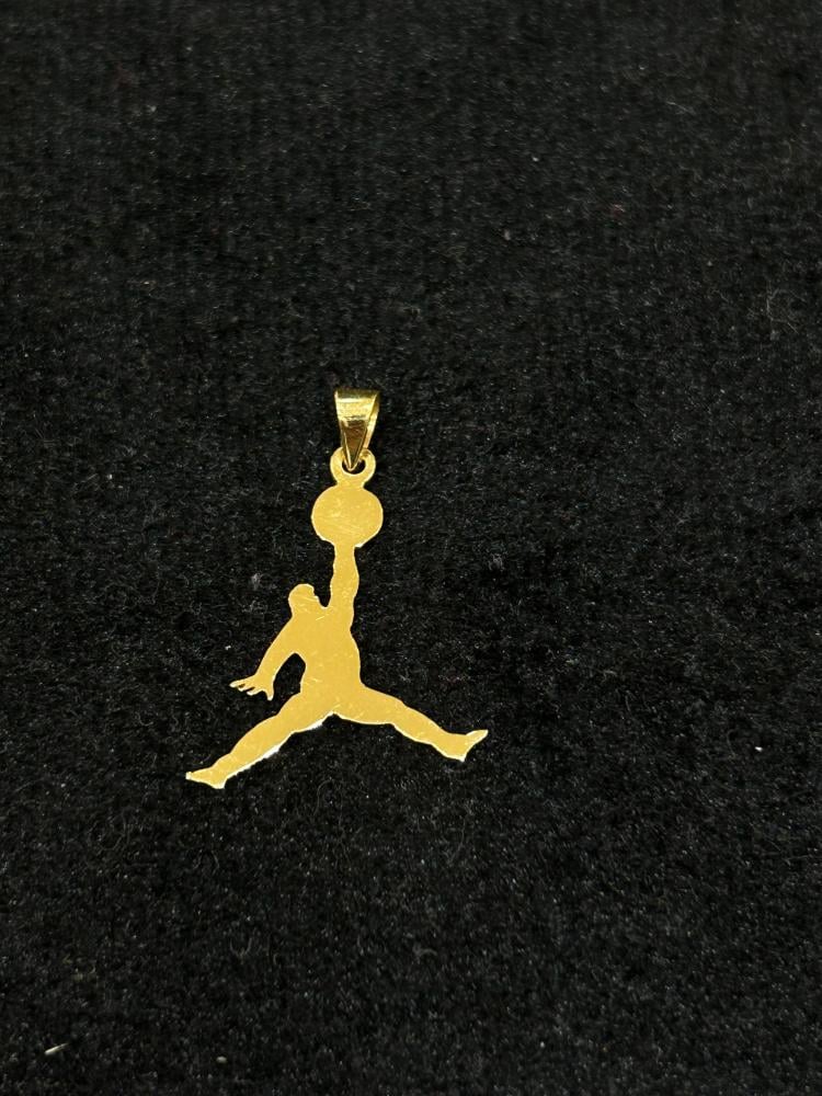 تعليقة ذهب عيار 18 جوردان - مجوهرات قصر المدينة للذهب - الدمام