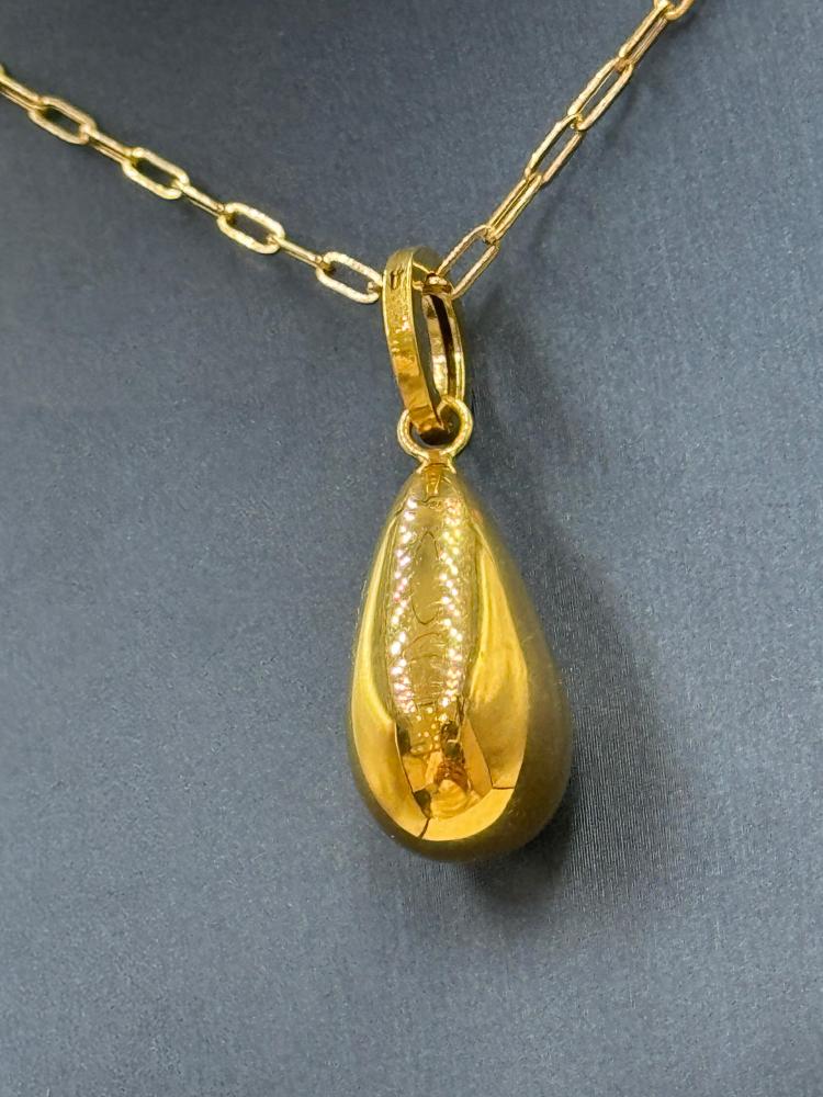 سلسال بوتيغا ذهب