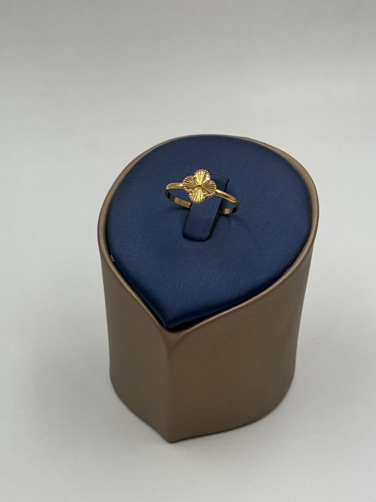 خاتم ذهب عيار 18