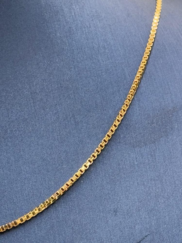 سلسال ذهب عيار 18