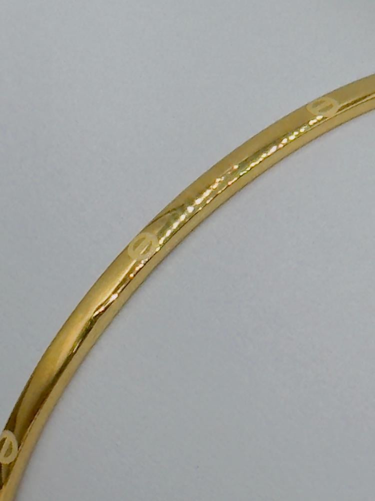 اسوارة تصميم عالمي ذهب عيار 18