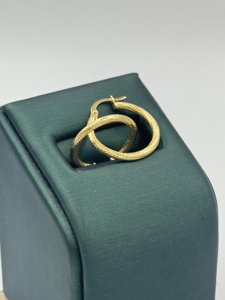 حلق ذهب عيار 18 مجدولة - مجوهرات قصر المدينة للذهب - الدمام