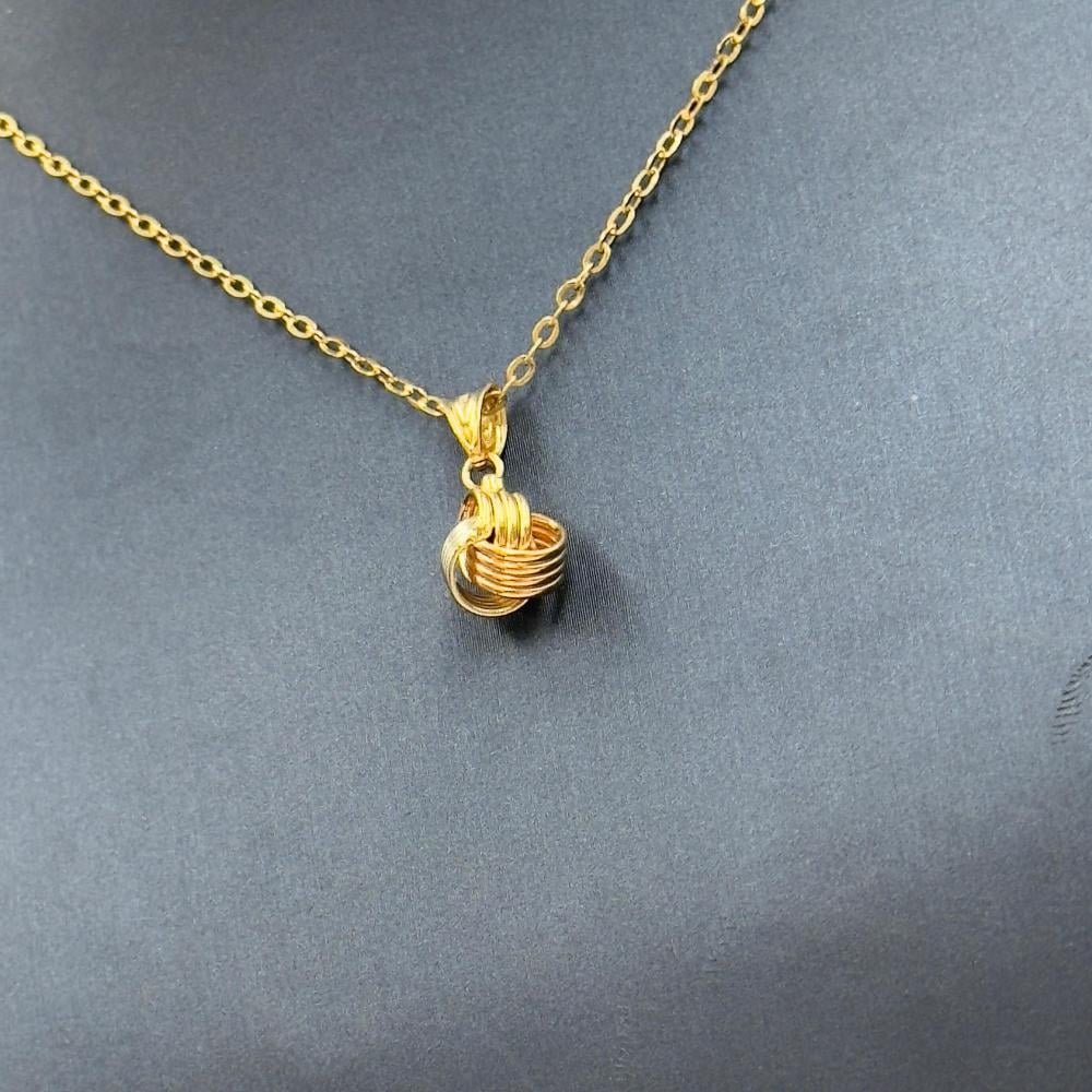 عقد ذهب ناعم عيار 18 - مجوهرات قصر المدينة للذهب - الدمام