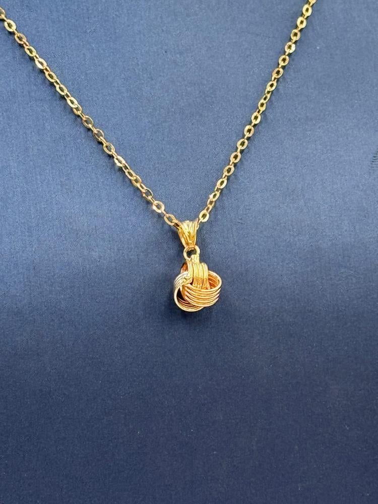 عقد ذهب ناعم عيار 18 - مجوهرات قصر المدينة للذهب - الدمام