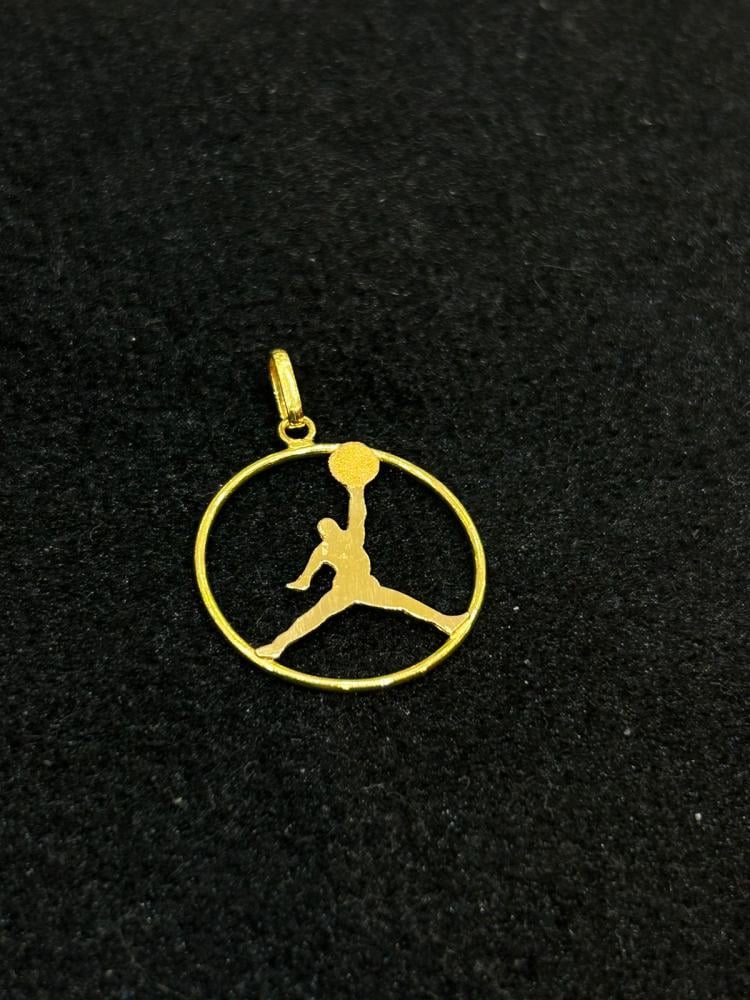 تعليقة ذهب عيار 18 جوردان - مجوهرات قصر المدينة للذهب - الدمام