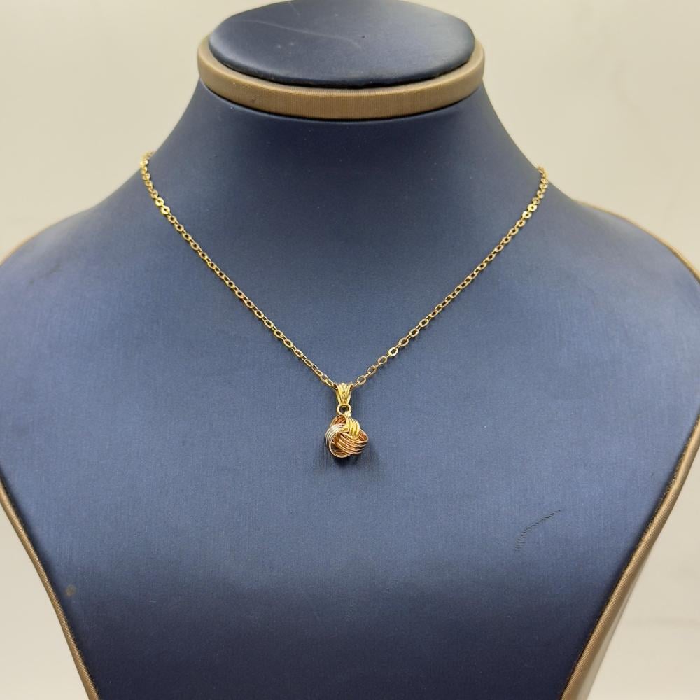 عقد ذهب ناعم عيار 18 - مجوهرات قصر المدينة للذهب - الدمام