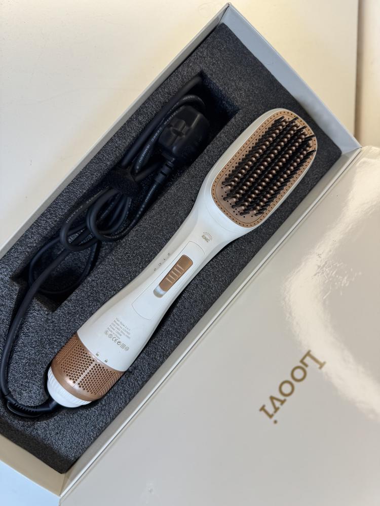 فرشاة شعر سوبر 2 في 1 سراميك بتقنية الايونات 1200 واط