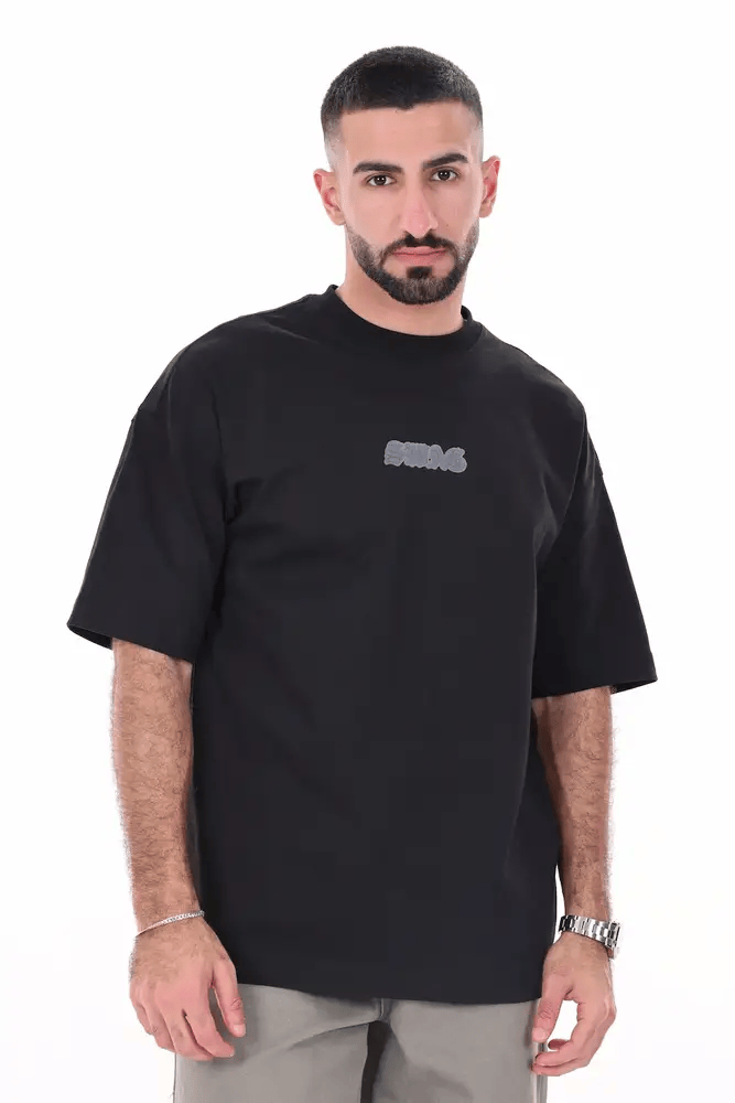 تيشيرت قصه عاديه بألوان حيادية وطباعه رقميه - اسود