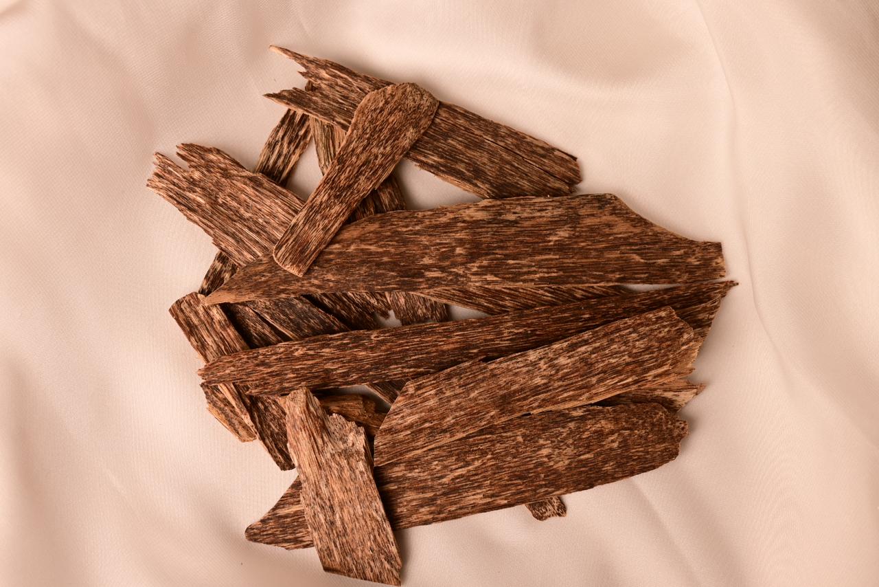 العود الطبيعي