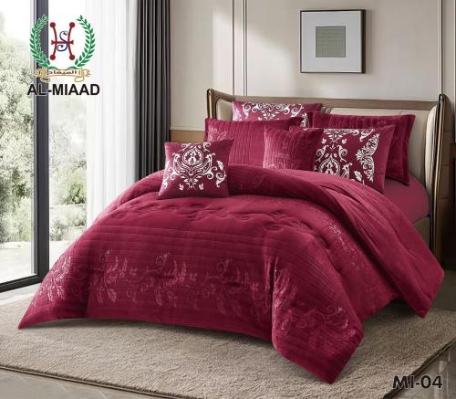 مفرش 8 قطع , لحاف نفرين , تلبيسة مخدة , شرشف مطاطي , رين , مخمل , فخام