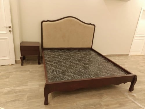 سرير نوم خشب مع تنجيد باللون البوني مقاس 200/150