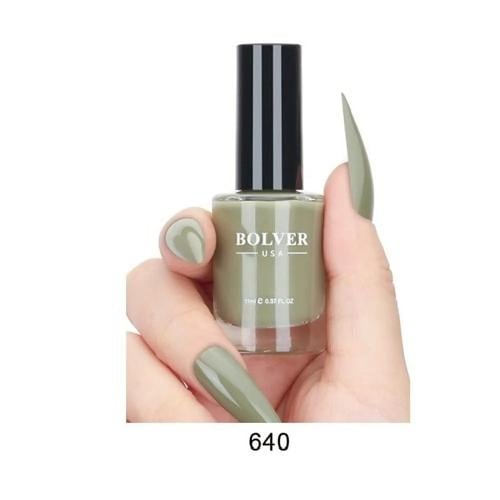 طلاء أظافر أخضر بندقي من بلوفير 640